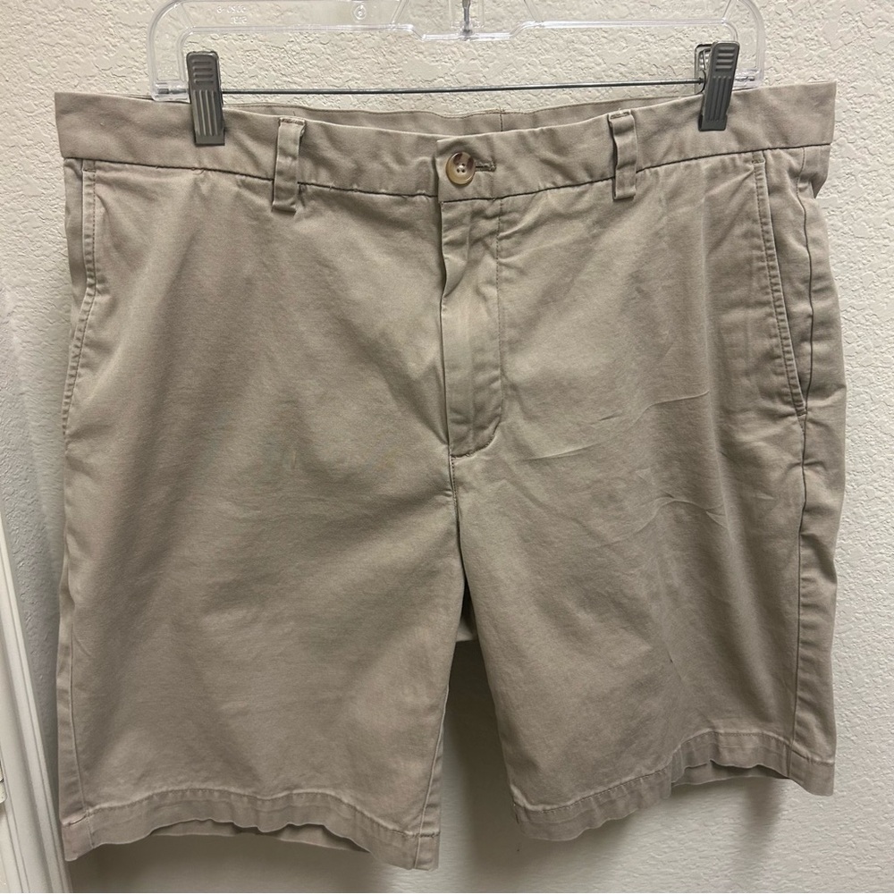 Vineyard Vines Tan Flat Front Shorts